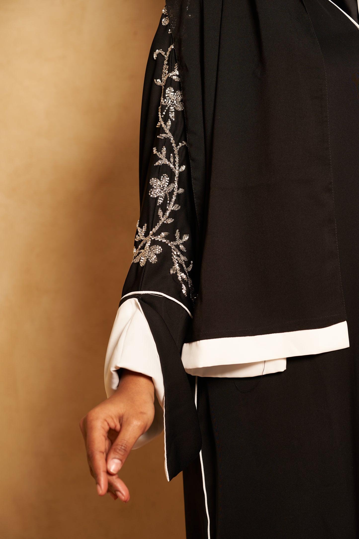 ABAYA LAILA